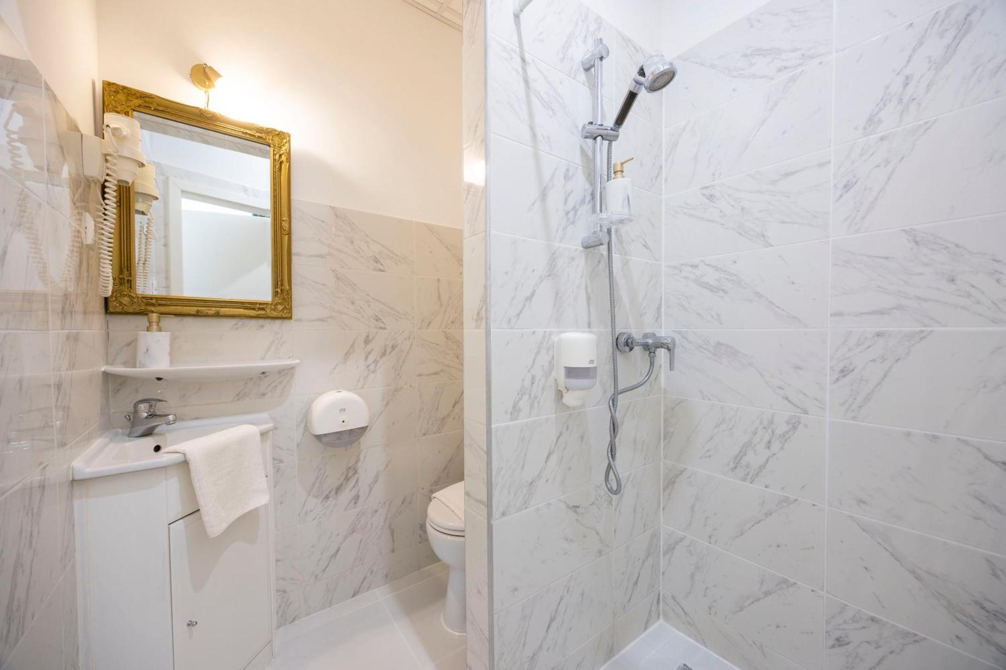 Exclusive Private Residence In The Center Of Bp W 4Bedrms, 4 Bathrms Budapest Exterior photo